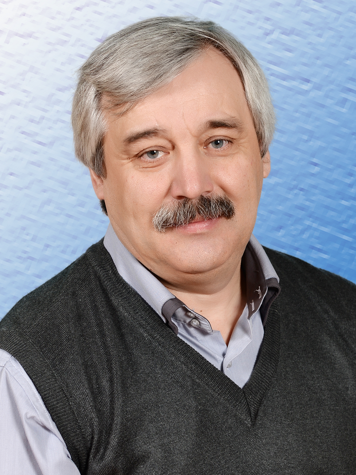 Евсеенко Валерий Иванович.